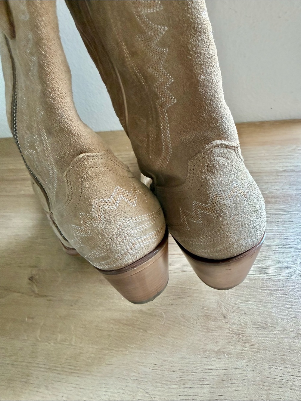 ARIAT Casanova Suede Knee High Boots - Picture 8 of 9